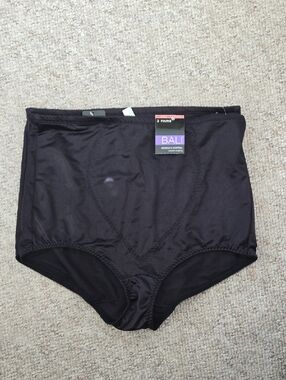 Bali Black Moderate Control Smooth Shaping Briefs (2-Pack)